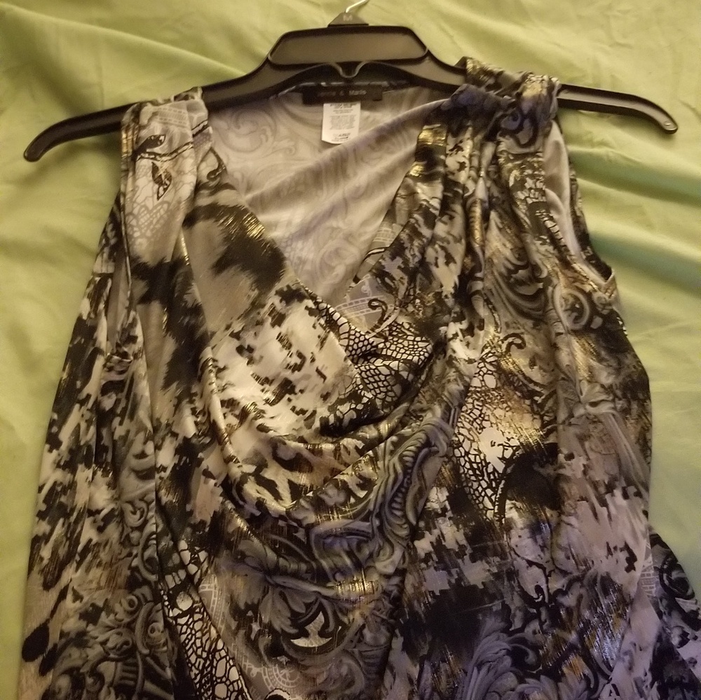 Beautiful sleeveless top